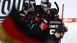 Eishockey: 3. Sieg in Serie - Deutsches Team gewinnt Deutschland Cup