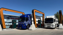 Hessens erster E-Lkw Ladepark am Lohfeldener Rüssel eröffnet