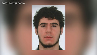 Auto rast in Berlin in Menschenmenge - Polizei veröffentlicht Fahndungsfoto
