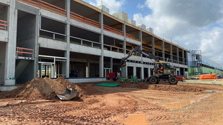 Richtfest für 100-Millionen-Euro-Projekt: Logistikhalle in Ludwigsau