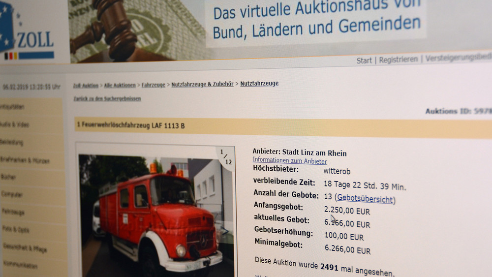 Zoll Auktion Versteigerung Schnäppchen Zollamt Giessen