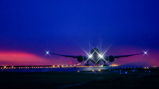 Frachtflugzeug im DHL-Auftrag stürzt in Litauen ab