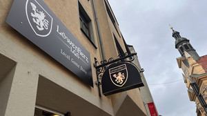 Ex-Gummi-Mitarbeiter eröffnen Spieleladen Löwenherz in Fulda