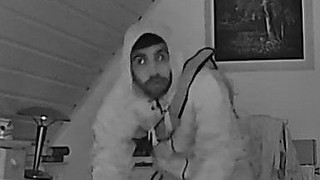 Wildeck: Polizei sucht mit Foto nach Serieneinbrecher