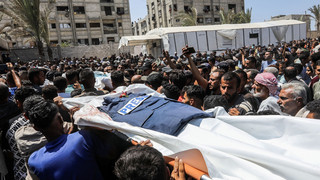 Israelische Angriffe auf das Nasser-Krankenhaus im Gazastreifen