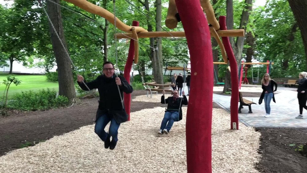 Schaukelwald im Schlosspark Rotenburg
