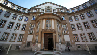 Frankfurter Landgericht: Geständnis in Prozess um Drogenhandel