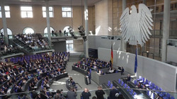 Bundestag spart bei Diäten - einige Länder erhöhen