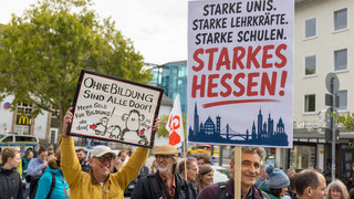 Marburg: Demo gegen Reformen bei Lehrerausbildung