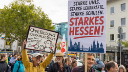 Marburg: Demo gegen Reformen bei Lehrerausbildung