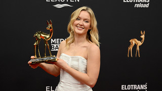 Neu bei FFH: Zara Larsson mit weihnachtlichen Hits