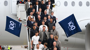 Fußball-WM: Deutsche Mannschaft in Frankfurt gestartet