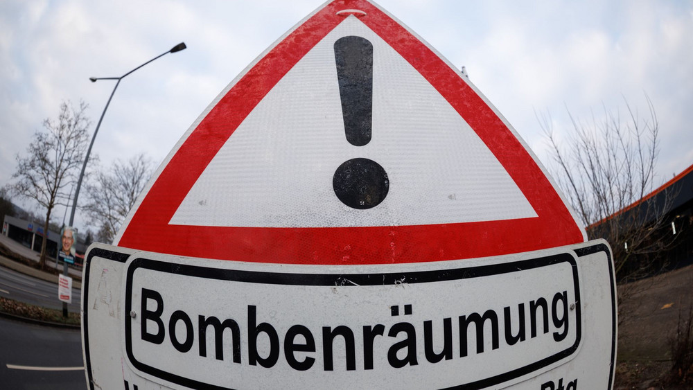 Bombenentschärfung Symbolbild