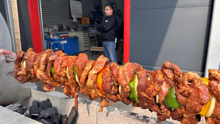 Weltrekordversuch mit längstem Grilldrehspieß der Welt, Dipperz