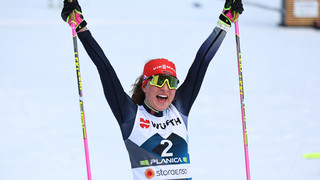 17-jährige Armbruster jubelt: WM-Silber in der Nordischen Kombination