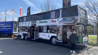 Fernwald: Pizza-Restaurant im umgebauten Doppeldecker-Bus