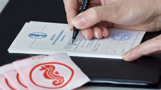 Schwimmabzeichen-Tag im Barbarossabad in Gelnhausen