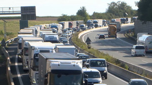 Mehrere Fahrzeuge kollidieren: Kilometerlanger Stau auf der A6