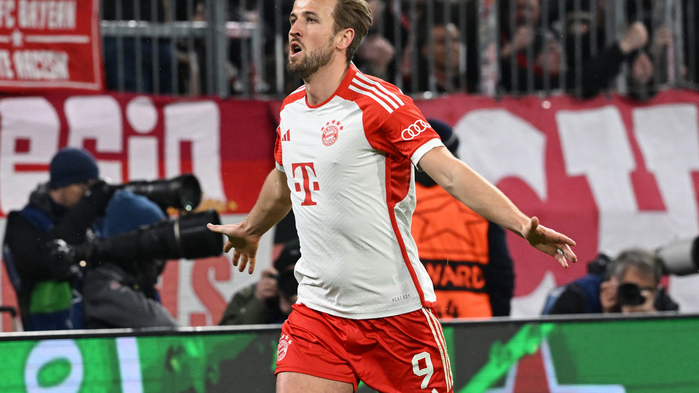  Münchens Harry Kane jubelt nach seinem Tor zum 3:0.