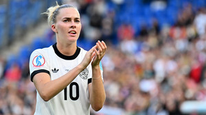 Vor der Nations League: Laura Freigang erneut nominiert