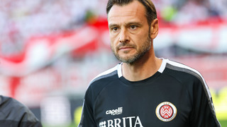 Spiel in Überzahl gedreht: Wehen Wiesbaden gewinnt 2:1 gegen Osnabrück