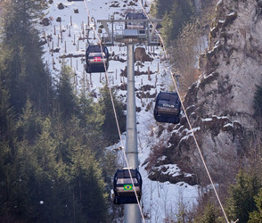 Gondel in Schweizer Skigebiet abgestürzt