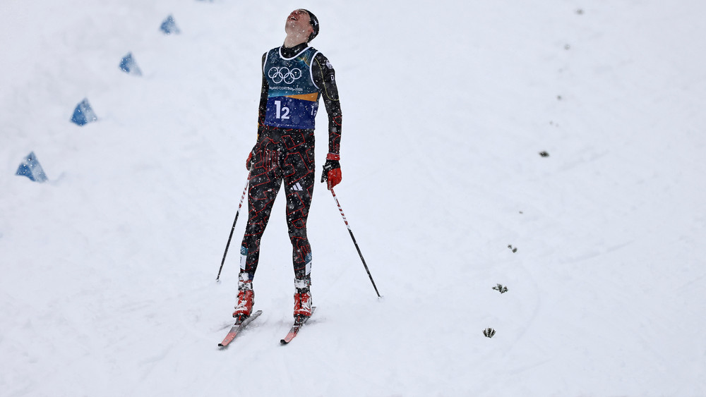 Der letzte Zieleinlauf: Die deutschen Kombinierer um Vinzenz Geiger dürfen künftig nicht mehr bei Olympa ran.