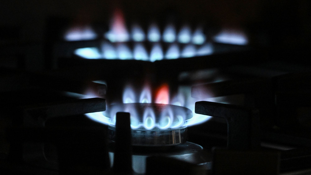 Möglicherweise müssen wir bald für Gas wieder mehr bezahlen - davor warnt die Energieagentur.