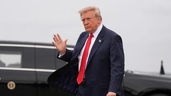 US-Präsident Trump: „Zeit, dass die Ukraine einen neuen Präsidenten bekommt“
