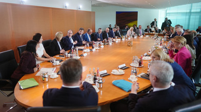 Haushalt 2027: Kabinett plant mehr Schulden