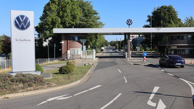 VW im Umbruch: Vorstand erntet heftige Kritik für Sparkurs