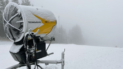 Willingen und Wasserkuppe: Schneekanonen starten  Betrieb