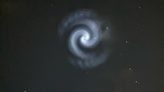 Rätselhafte Lichtspirale über Deutschland