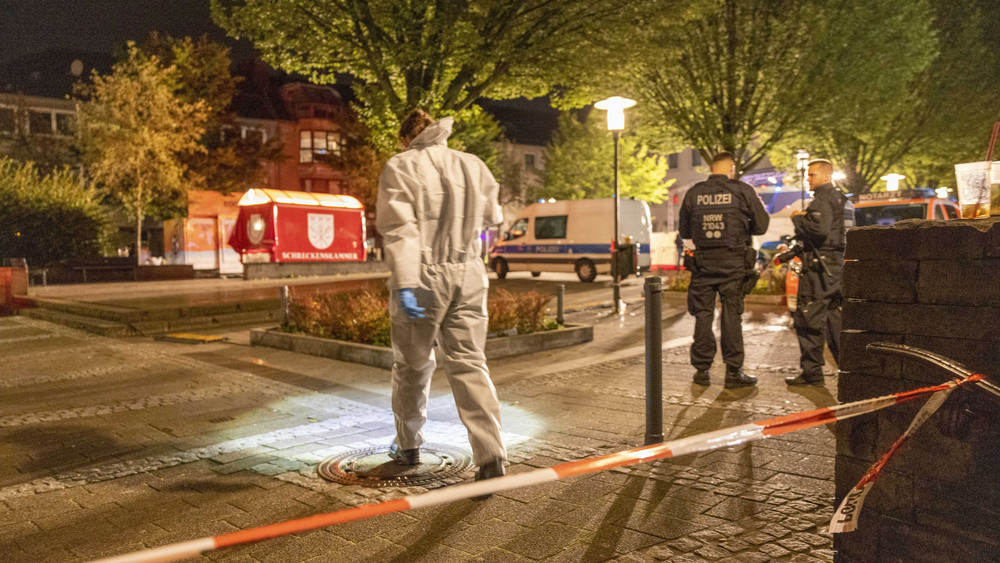 Bei der Messerattacke in Solingen sind drei Menschen ums Leben gekommen. 