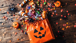 Kürbis, Kostüme, klingelnde Kassen: Halloween nützt dem Handel