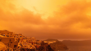 Starke Regenfälle und Saharastaub setzen Ägäis zu