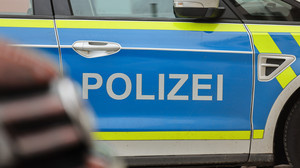 Ladendieb in Eltville greift Mitarbeiterin und Polizisten an