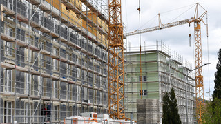 Baugenehmigungen zu Jahresbeginn weiter gesunken