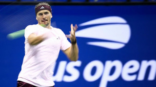 Zverev zieht souverän ins Viertelfinale ein