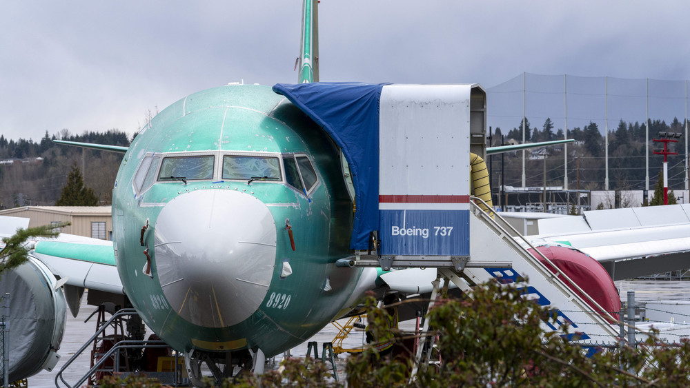 Flugzeuge sind High-Tech-Maschinen, bei denen ein kleiner Defekt für Probleme sorgen kann - wie jetzt bei Boeing (Symbolbild).