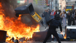 Frankreich: Gewaltsame Proteste eskalieren