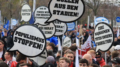 Fußballfan-Protest gegen Politik-Pläne