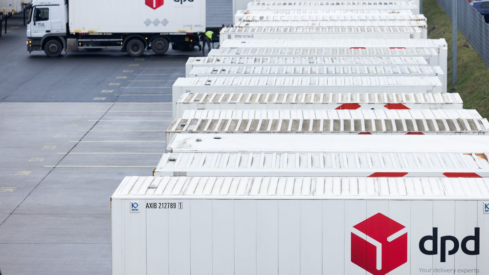 Paketzentrum von dpd