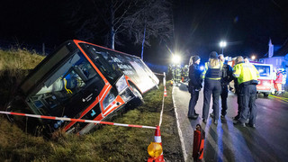 Pendler-Staus nach Busunfall im Siegerland - mehrere Leichtverletzte