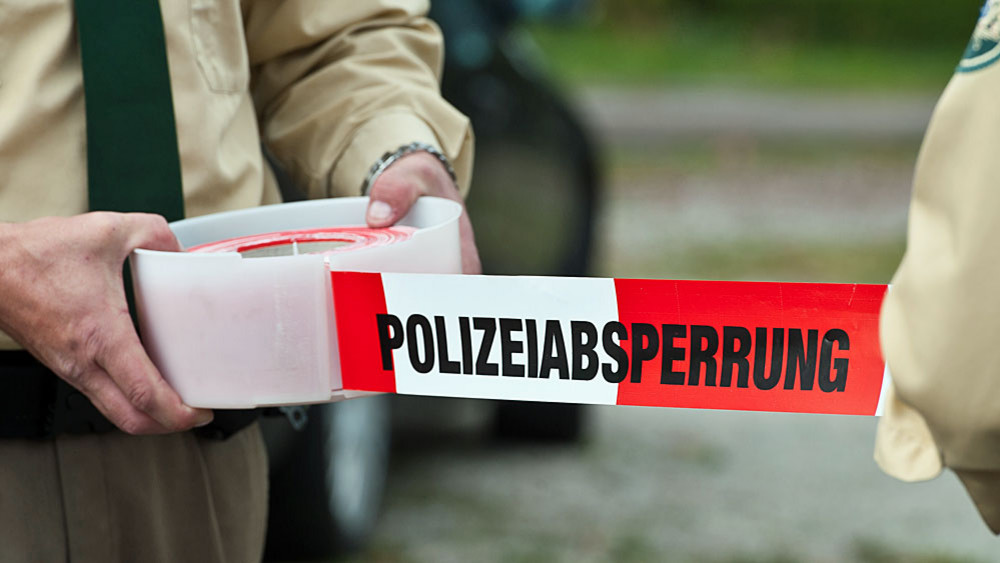 2.241 Datenträger stellten die Beamten bei den 78 Verdächtigen sicher (Symbolbild).