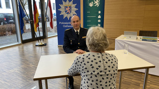 Telefonbetrug in Hünfeld: Betroffene Frau erzählt von Schockanruf