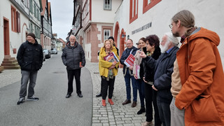 Zeitreise in Babenhausen: Ausstellung in der historischen Amtsgasse