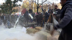 Griechische Bauern verschärfen landesweite Straßenblockaden