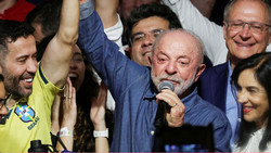 Lula bleibt Präsident Brasiliens