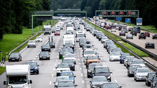 Herbstferien in Hessen: Wann es auf den Straßen Stau gibt